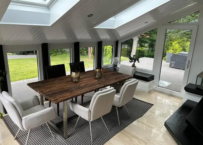 Gemütliches Haus zwischen Förde und Golfplatz